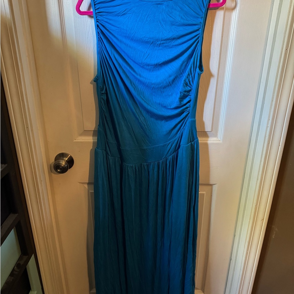 Elegant Blue Sleeveless Dress